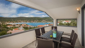 A8 - Modern apt with terrace 3 min walk to beach